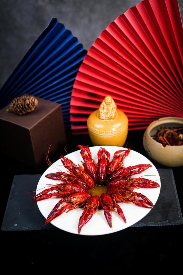 五店同開(kāi)，初壹食午預(yù)煮餐食連鎖品牌強(qiáng)勢(shì)登陸成都，以硬件研發(fā)撬動(dòng)餐飲新藍(lán)海
